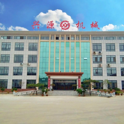 以科技創(chuàng)新為引領(lǐng)、先進(jìn)制造業(yè)為骨干